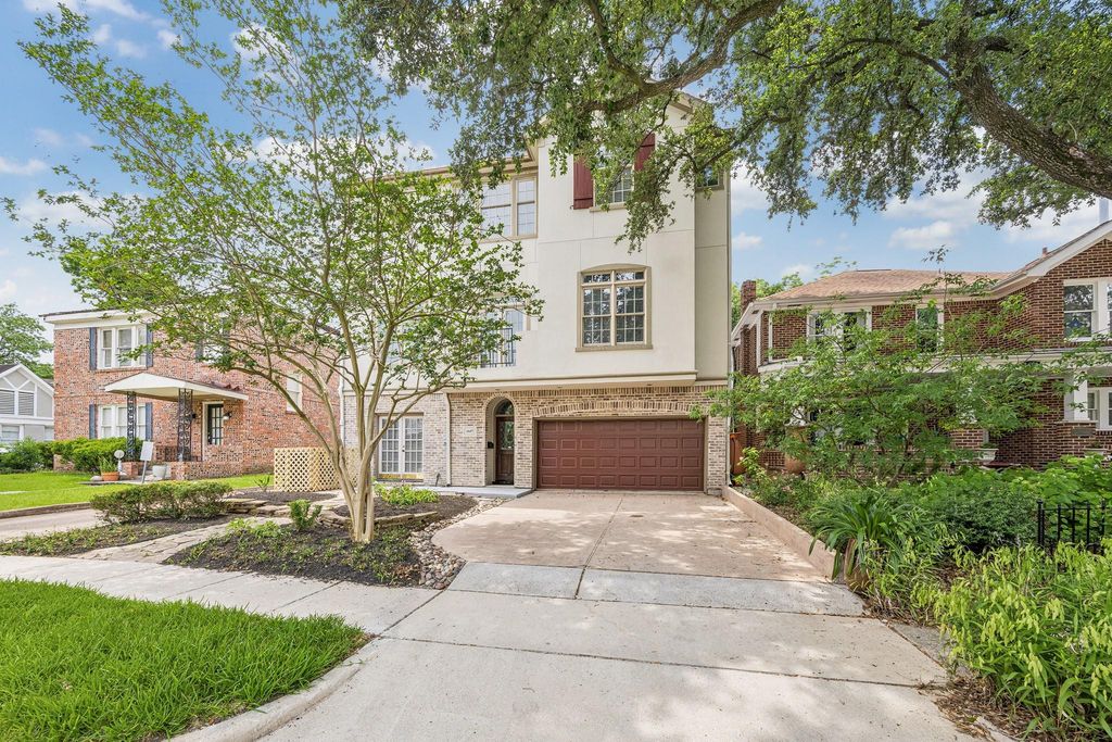 1647 Bonnie Brae Street, Houston, TX 77006