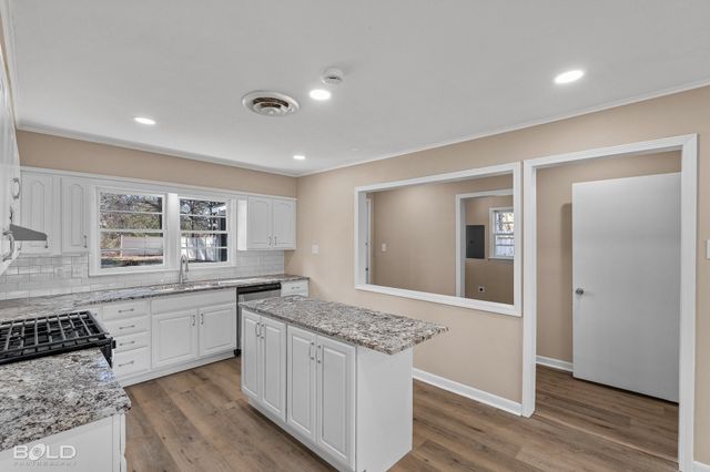 1211 Lee Street, Benton, LA 71006