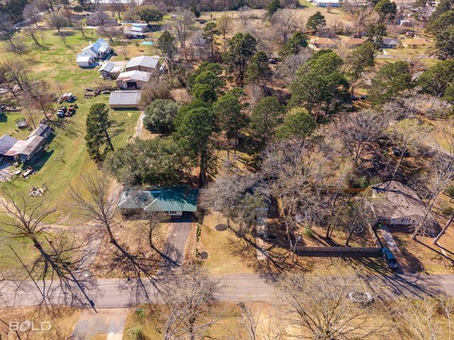 1211 Lee Street, Benton, LA 71006