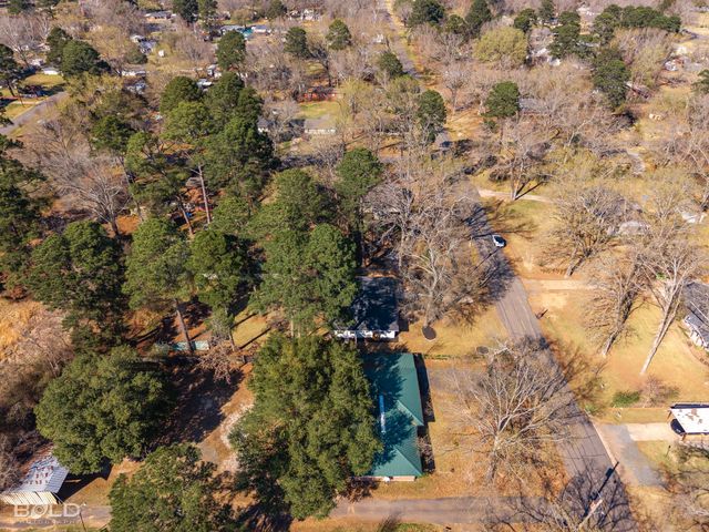 1211 Lee Street, Benton, LA 71006