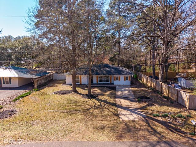 1211 Lee Street, Benton, LA 71006