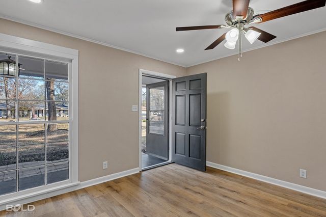 1211 Lee Street, Benton, LA 71006