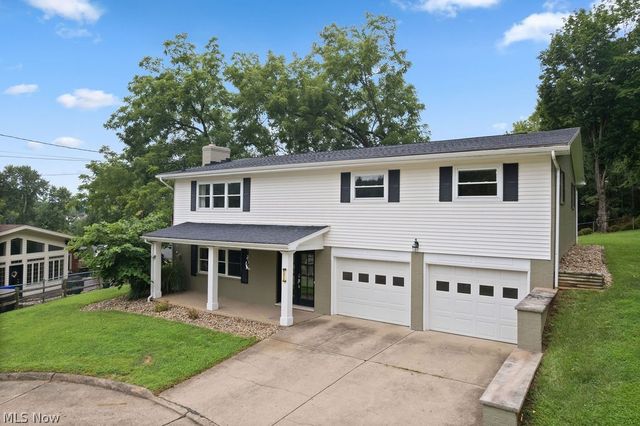 4611 Carole Drive, Vienna, WV 26105