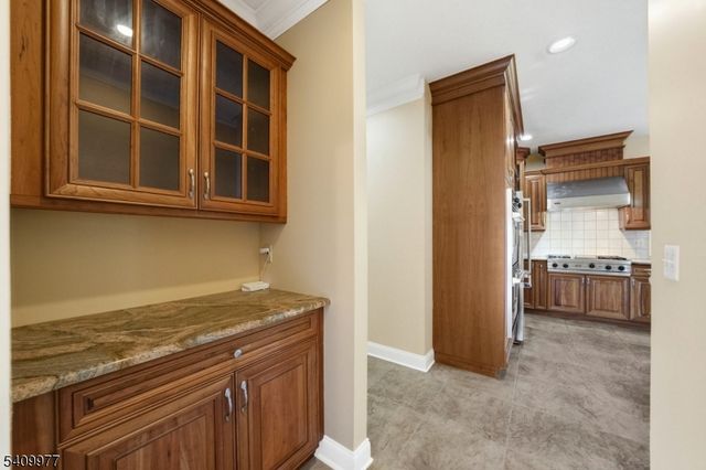 42 Kanouse Ln, Montville Twp., NJ 07045