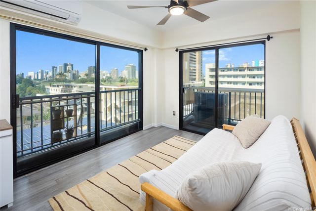 738 Palani Avenue 502, Honolulu, HI 96816