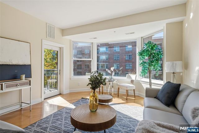 20 Ave At Port Imperial 310, West New York, NJ 07093