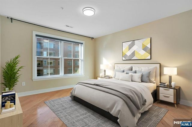 20 Ave At Port Imperial 310, West New York, NJ 07093