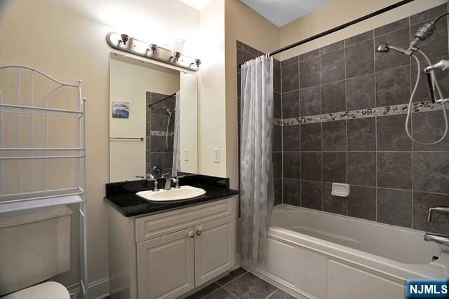 20 Ave At Port Imperial 310, West New York, NJ 07093