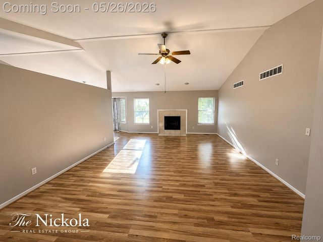 3132 LOUIS Drive, Troy, MI 48083