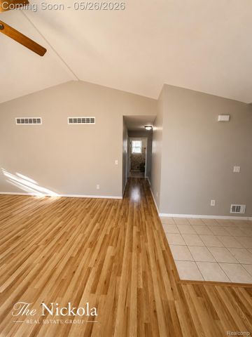 3132 LOUIS Drive, Troy, MI 48083