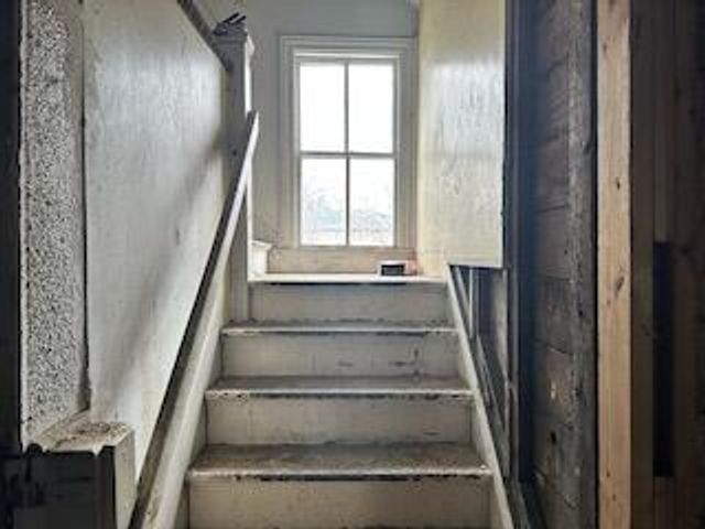 162 Calhoun Street, Battle Creek, MI 49017