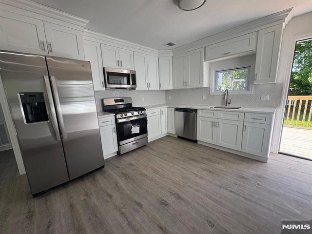 99 Forest Road, Dumont, NJ 07628