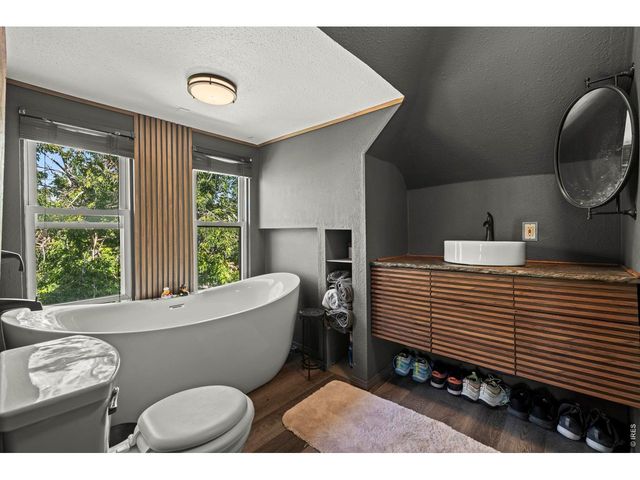 3239 Vallejo St, Denver, CO 80211