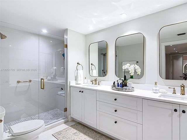 445 Grand Bay Drive 418, Key Biscayne, FL 33149