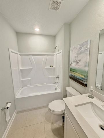 1363 BLUE ASH LANE, Deland, FL 32720