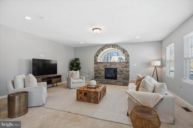 3215 PAGEWAY CT, Huntingtown, MD 20639