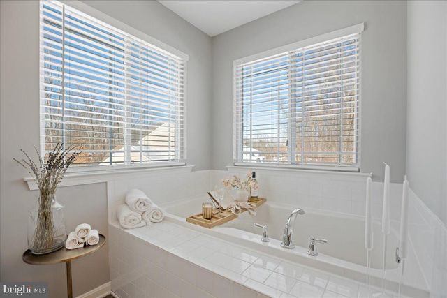 3215 PAGEWAY CT, Huntingtown, MD 20639