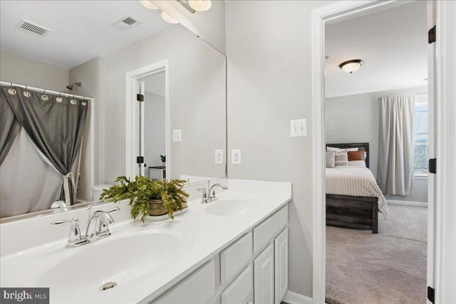 3215 PAGEWAY CT, Huntingtown, MD 20639