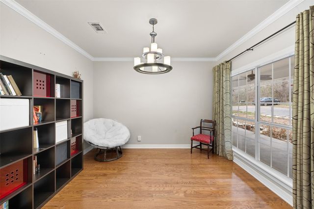 601 Country Club Court, La Grange, TX 78946