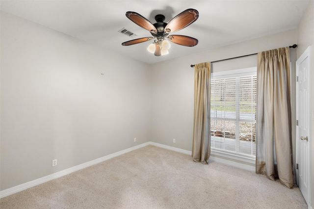 601 Country Club Court, La Grange, TX 78946