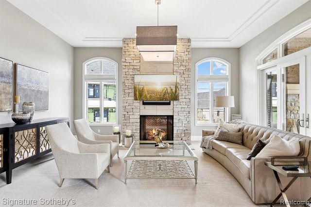 4911 Pinnacle Boulevard, Rochester, MI 48306
