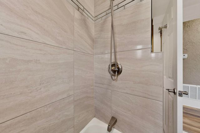 321 Columbia Drive SE, Albuquerque, NM 87106