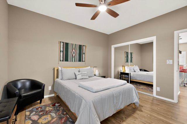 321 Columbia Drive SE, Albuquerque, NM 87106