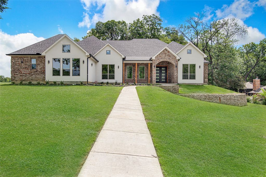 1020 Royal Lytham Court, Grand Prairie, TX 75104