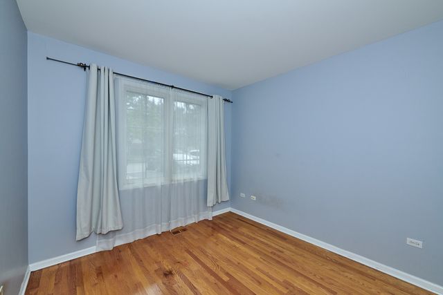7414 N LINCOLN Avenue A, Skokie, IL 60076