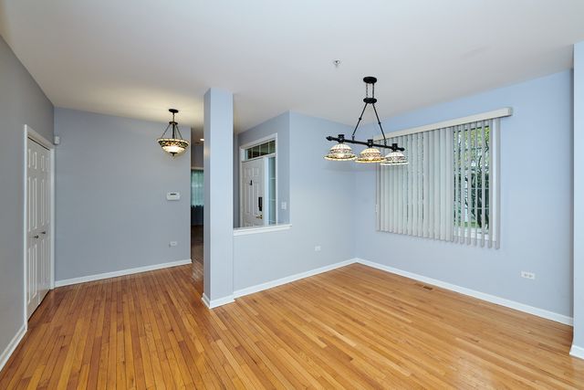 7414 N LINCOLN Avenue A, Skokie, IL 60076