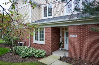 7414 N LINCOLN Avenue A, Skokie, IL 60076