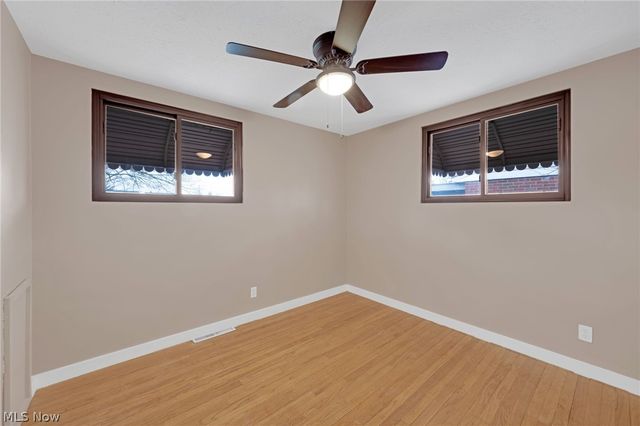 6377 Ledgebrook Drive, Brook Park, OH 44142