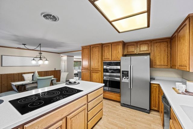 15565 Armsby Lane, Morgan Hill, CA 95037