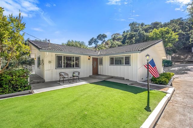 15565 Armsby Lane, Morgan Hill, CA 95037