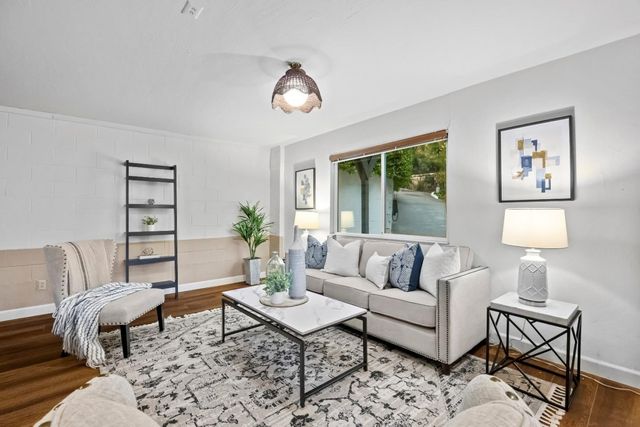15565 Armsby Lane, Morgan Hill, CA 95037