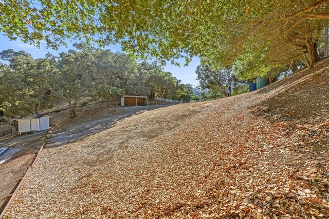 15565 Armsby Lane, Morgan Hill, CA 95037