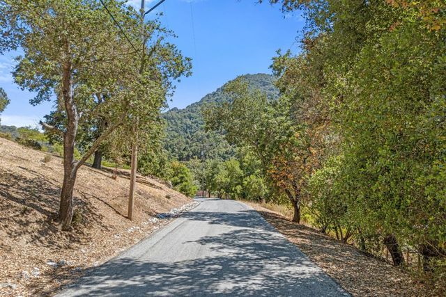 15565 Armsby Lane, Morgan Hill, CA 95037