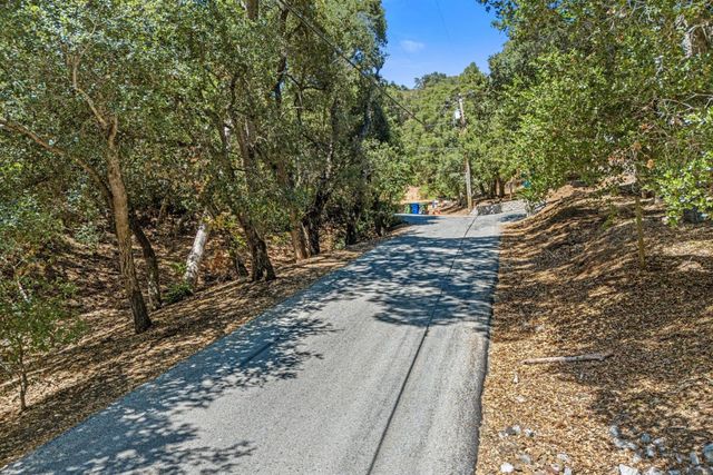 15565 Armsby Lane, Morgan Hill, CA 95037