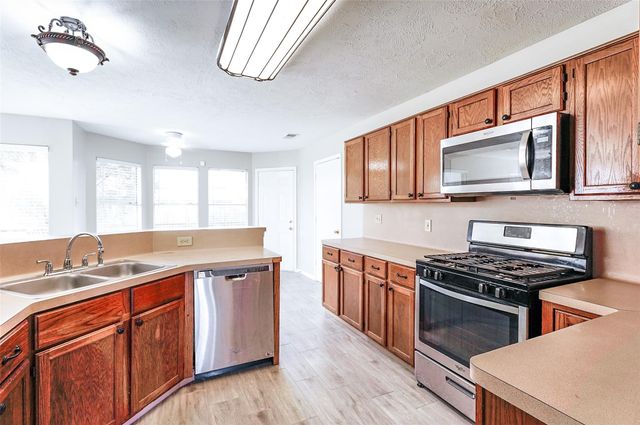 2103 Charlton House Lane, Katy, TX 77493