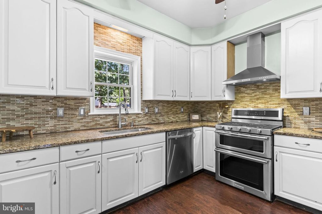 Image 12 of property listing at 39944 LADY BALTIMORE AVE, Leonardtown, MD 20650
