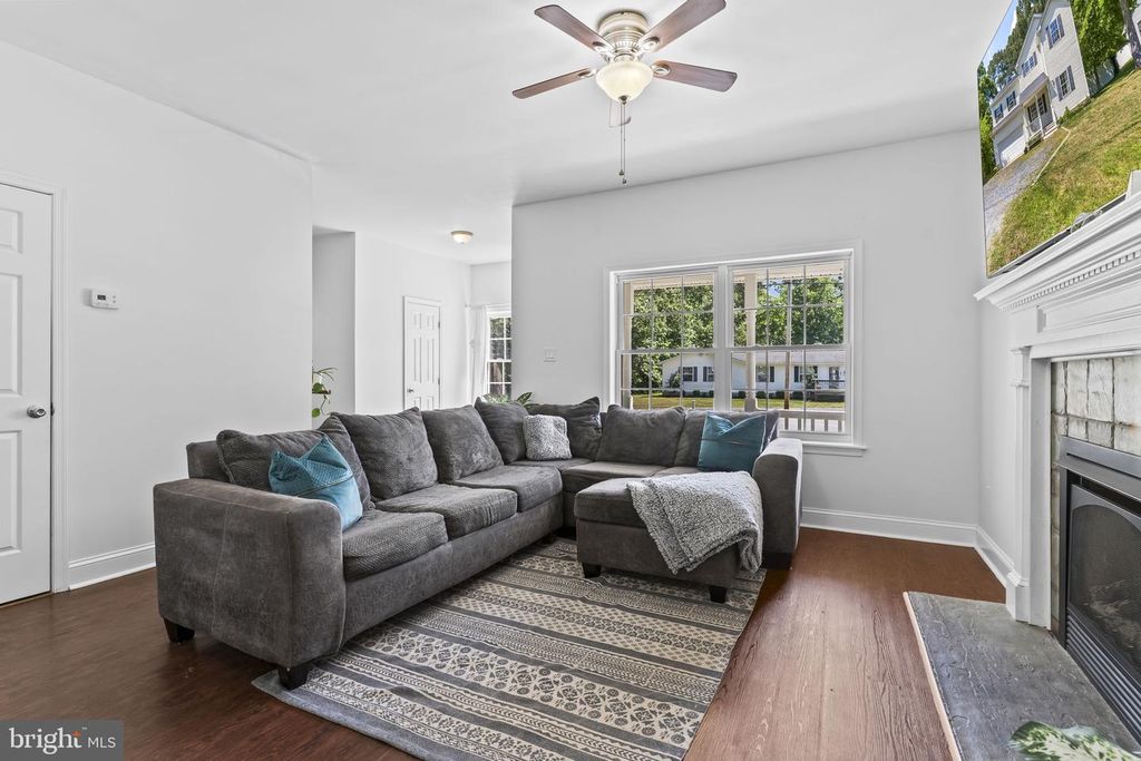 Image 5 of property listing at 39944 LADY BALTIMORE AVE, Leonardtown, MD 20650