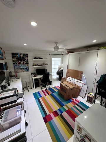 166 HARBOR DR 6B, Key Biscayne, FL 33149