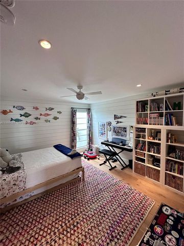 166 HARBOR DR 6B, Key Biscayne, FL 33149