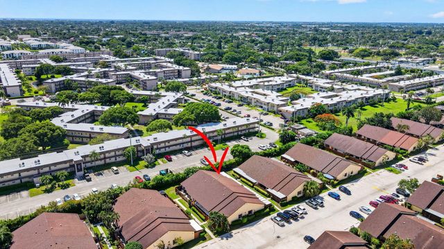 414 Springdale Circle, Palm Springs, FL 33461