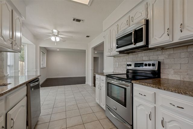 2013 Pleasant Valley Drive, Plano, TX 75023