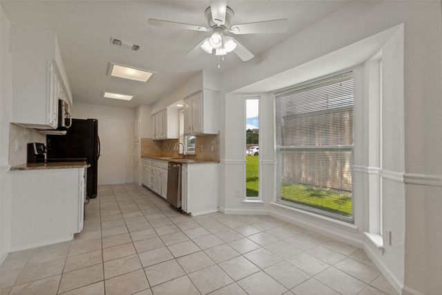 2013 Pleasant Valley Drive, Plano, TX 75023