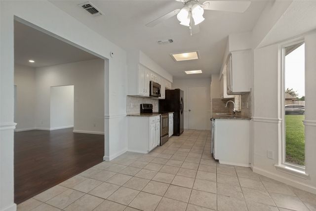2013 Pleasant Valley Drive, Plano, TX 75023