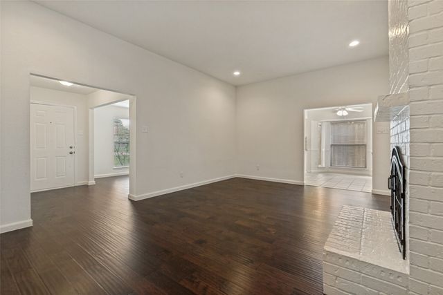 2013 Pleasant Valley Drive, Plano, TX 75023