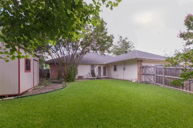 2013 Pleasant Valley Drive, Plano, TX 75023