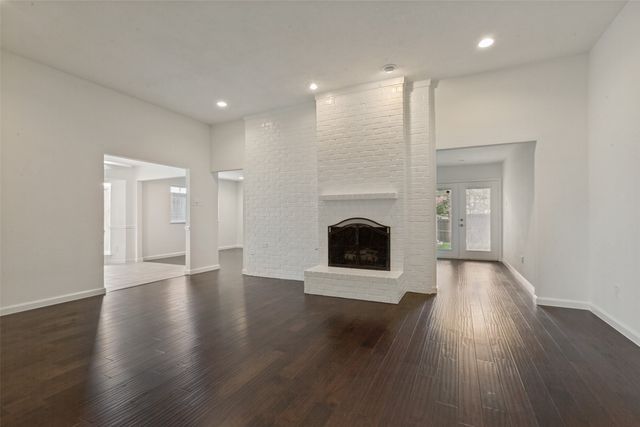 2013 Pleasant Valley Drive, Plano, TX 75023